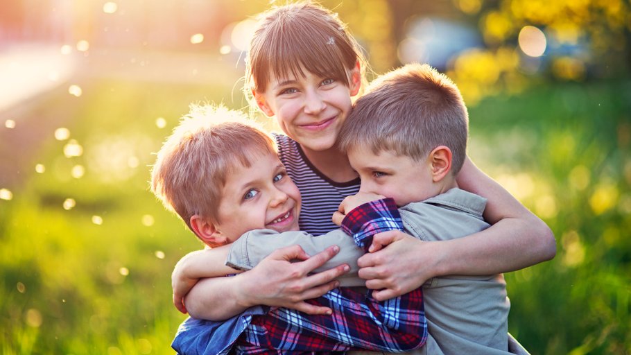 4 formas de fomentar el amor entre hermanos
